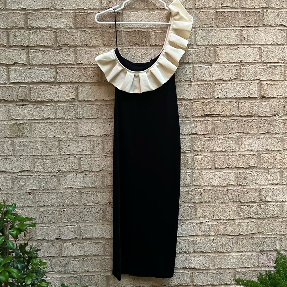 ZARA NWT black and white one shoulder cocktail dress